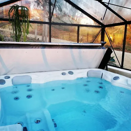 Le Pre De L Air אתר קמפינג Saint-Michel-Mont-Mercure