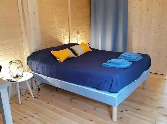 Camping Le Pre De L Air Saint-Michel-Mont-Mercure